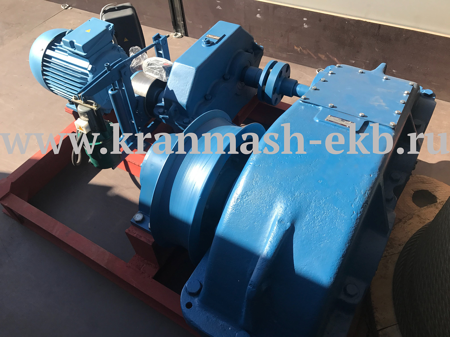 Лебедка маневровая ЛЭМ-10Ш1 Лебедка маневровая ЛЭМ-10Ш2