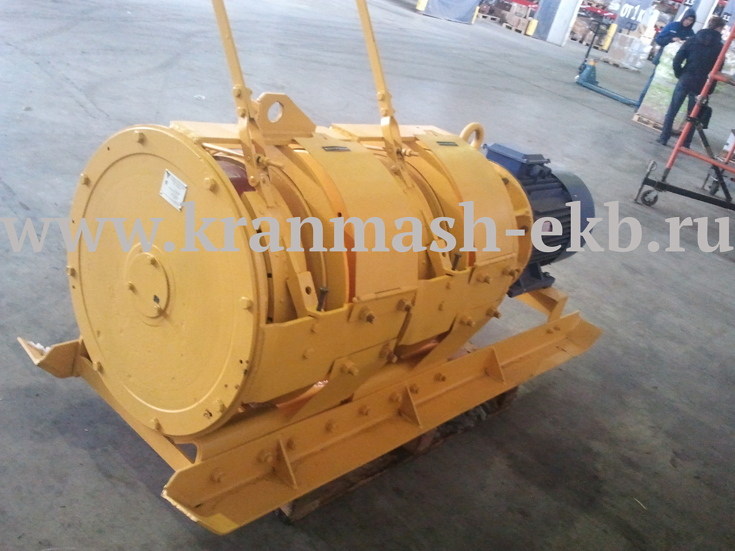 Лебедки скреперные