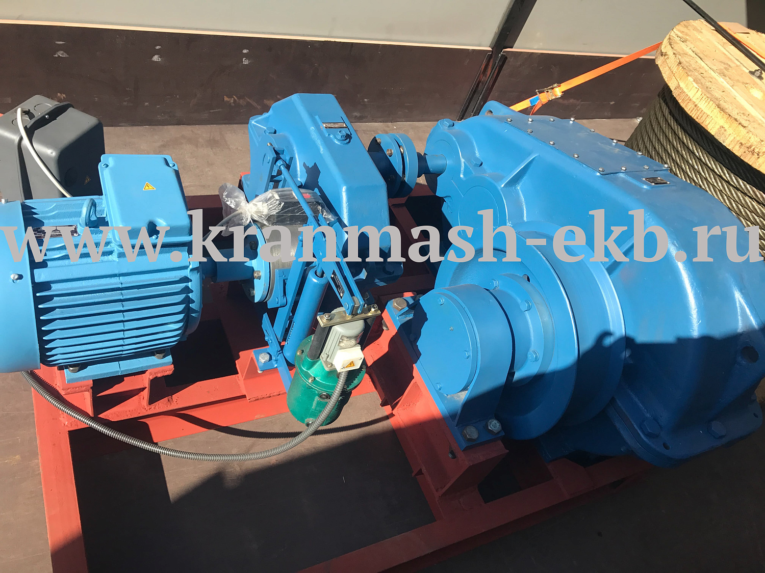 Лебедка маневровая ЛЭМ-10Ш1 Лебедка маневровая ЛЭМ-10Ш2