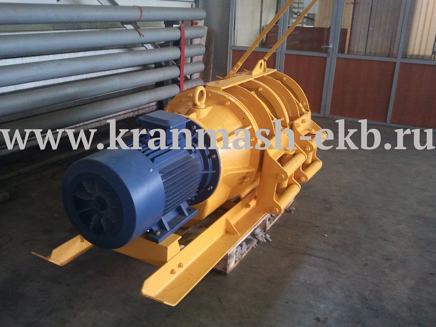 Лебедки скреперные